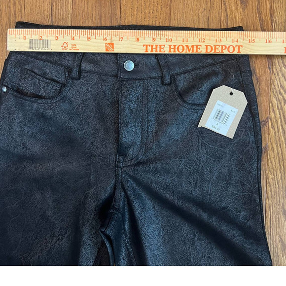 NWT Women's Frye & Co Faux Suede Trouser, Regular Fit Bootcut in Black, size 8 - Picture 12 of 15